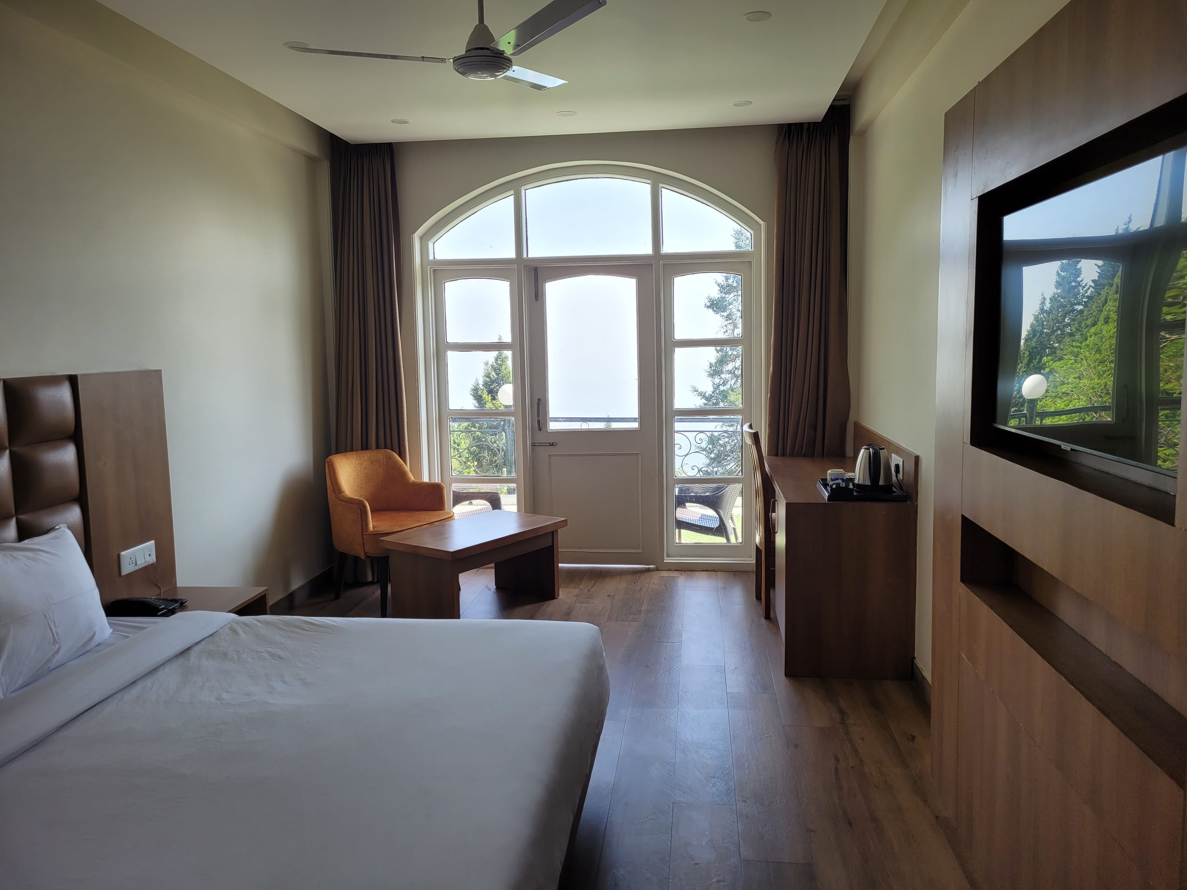 Premium Club Room
